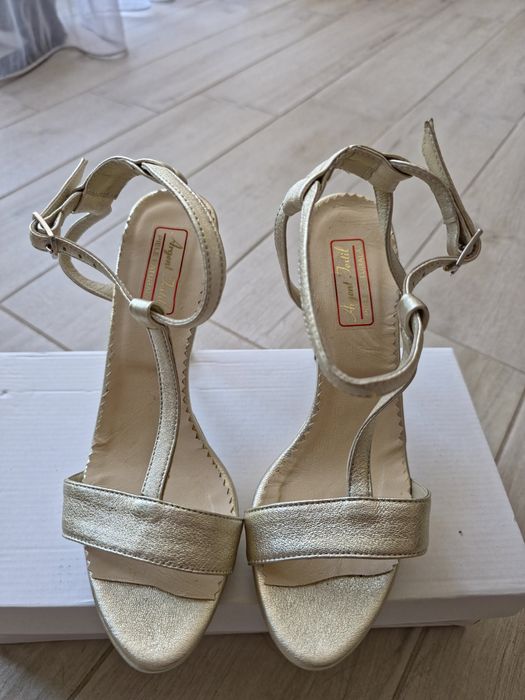 Sandale de ocazie din piele naturala