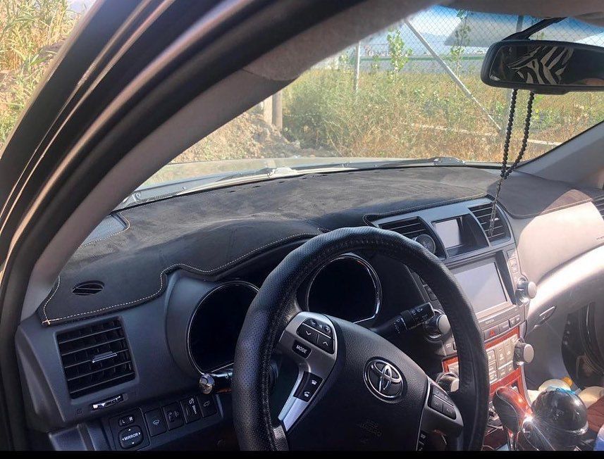 Накидка на панель Алькантара Toyota Highlander/ Астана