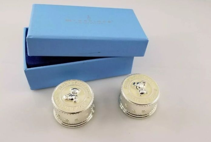 Set cutiute argintate primul dinte si par bebelusi, Newbirdge Irlanda