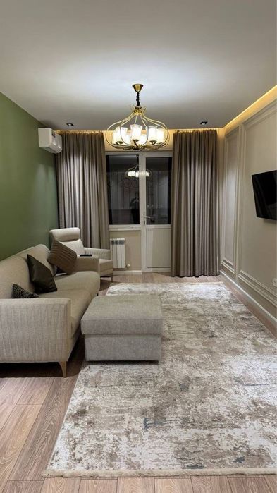 Samarqand darvoza sotiladi srochno