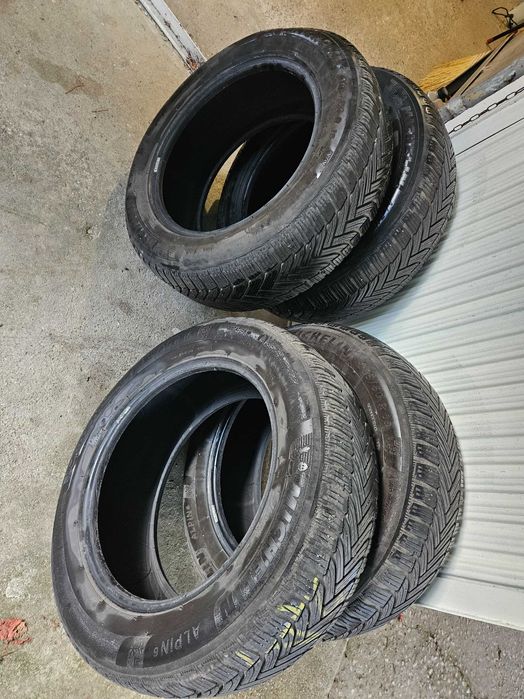 Зимни гуми Michelin 205/60 16R карани 2 зими 4 броя