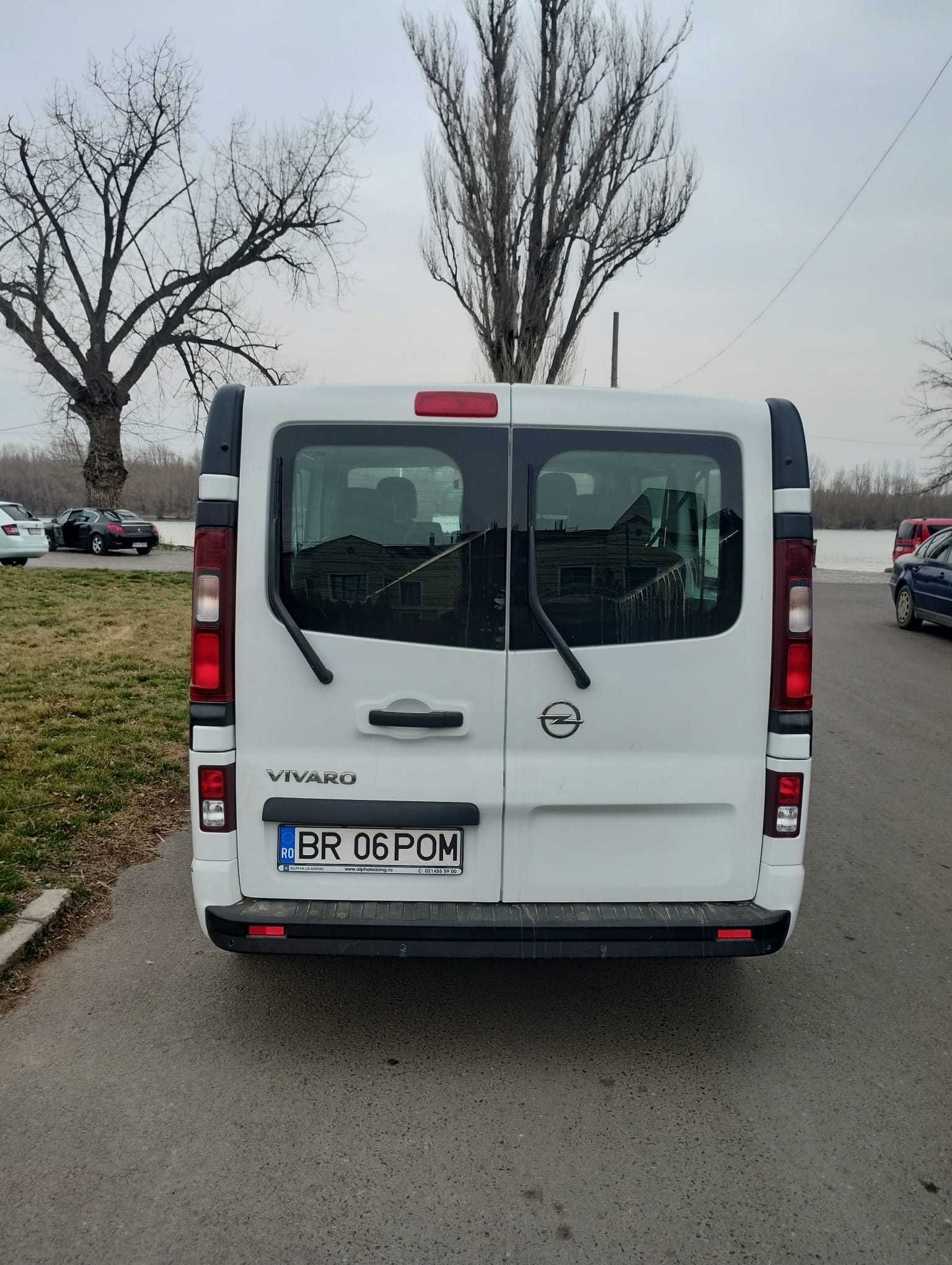 Opel vivaro 7+1 (renault trafic) 2019 1’6 diesel 120cp varianta lunga