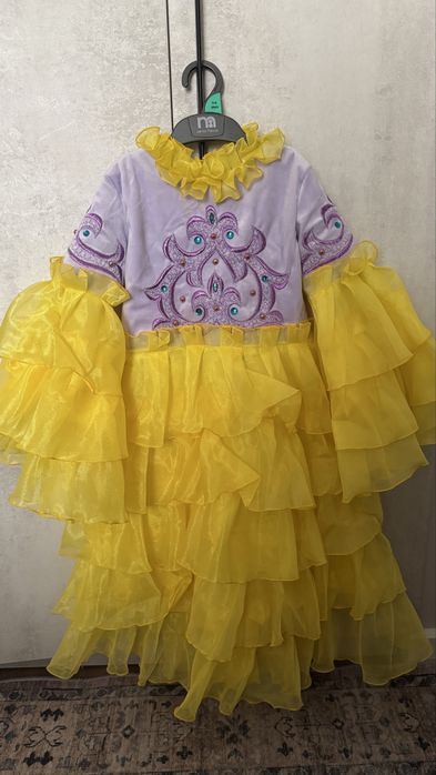 Национальное казахское платье