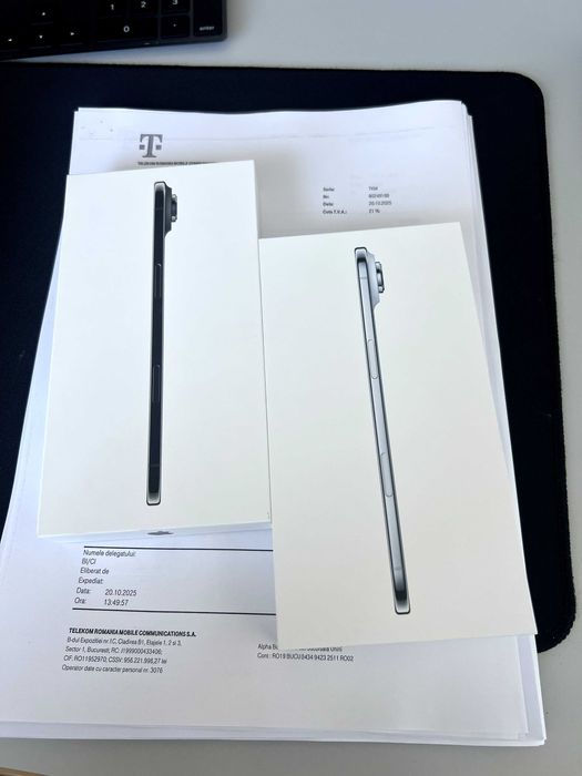 iPhone 17 Air 256 GB/ 512 GB Blue / Black sigilat - garantie 2 ani