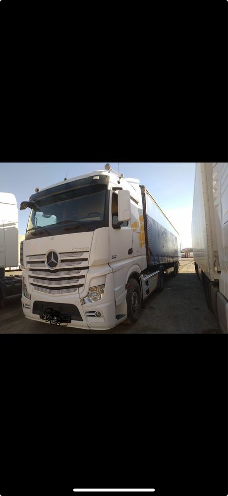 Продаётся Фура Actros Mersedes evro 52013 год прицеп 2010 Kugel
