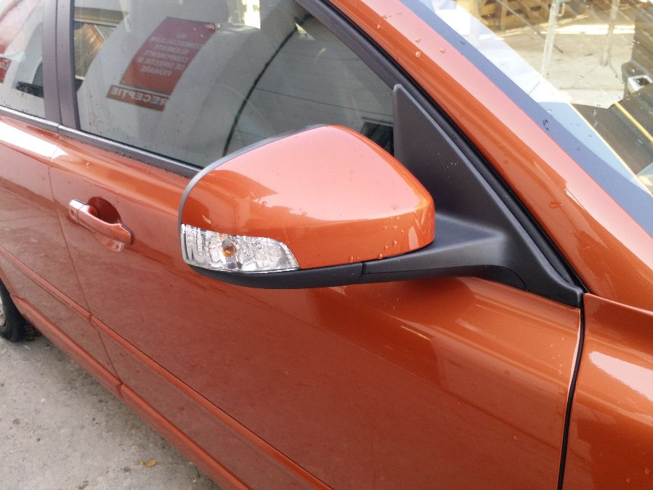 Oglinzi / Oglinda stanga dreapta completa Volvo V50 Facelift 2007-2012