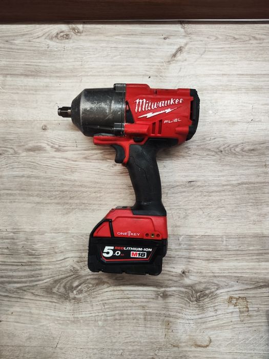 Pistol de impact 2100 Nm Milwaukee M18 ONEFHIWF 1/2