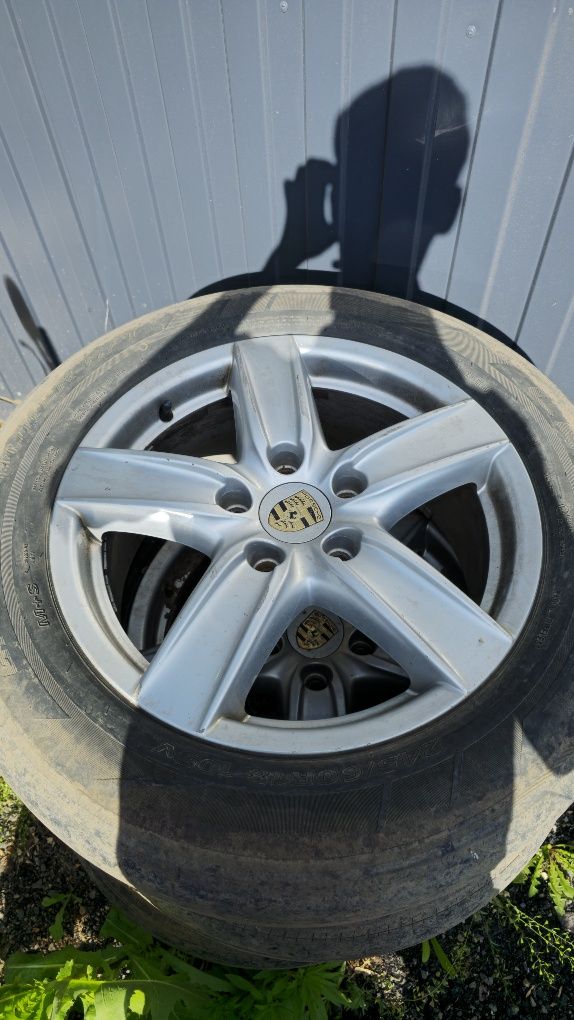 Продам диски r-18. 5/130