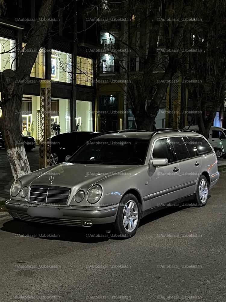 •Mercedes-Benz E230 W210•