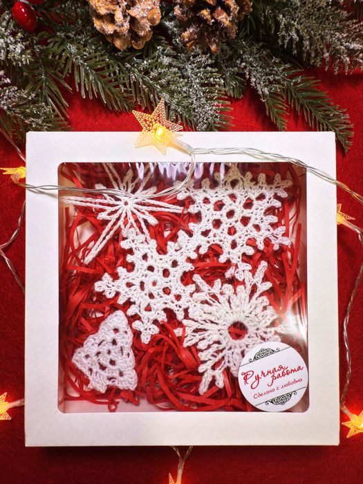 Снежинки вязаные