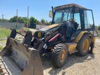 Buldoexcavator Caterpillar 428D, cupa multifunctionala, brat telescop.