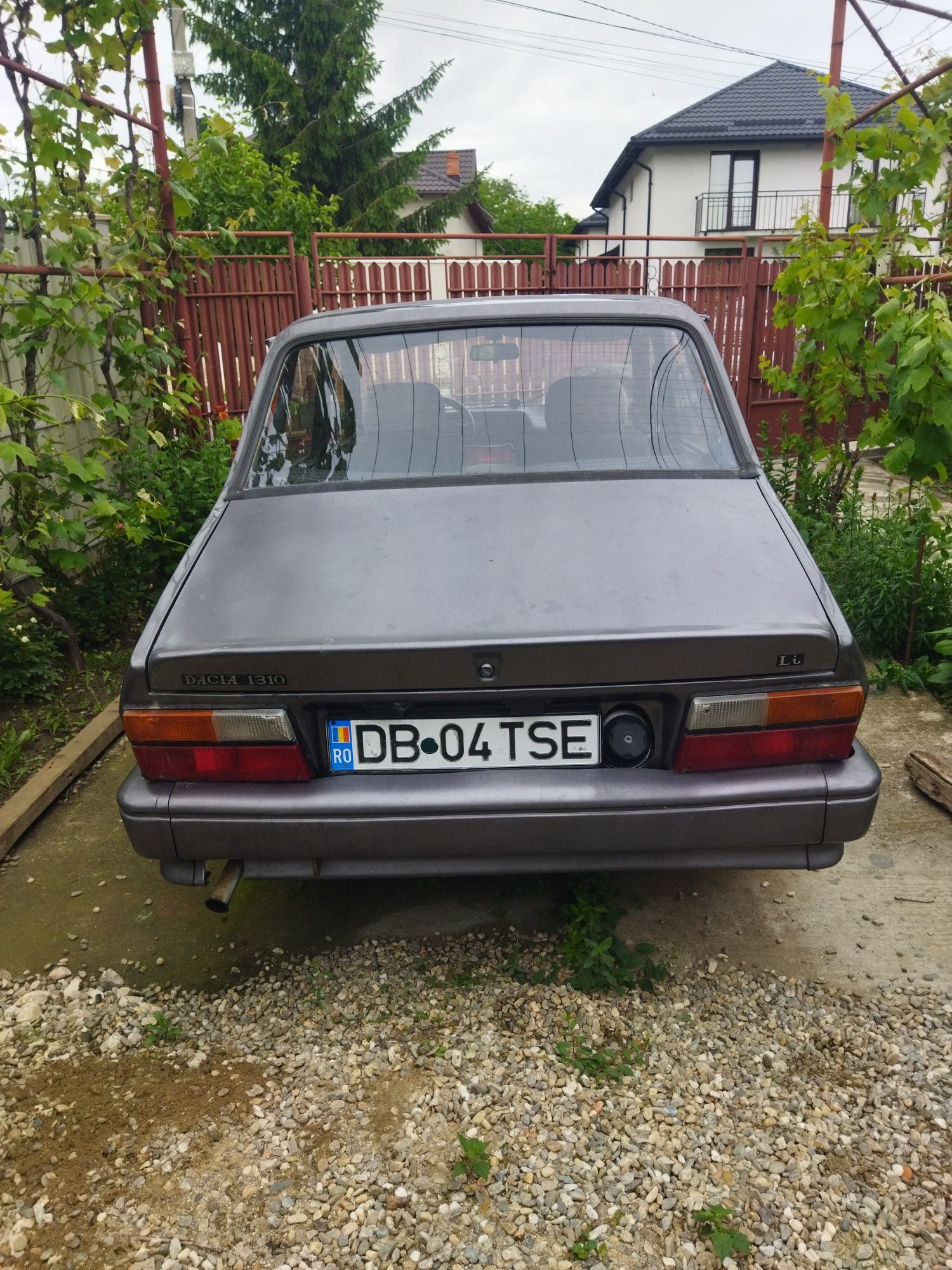 Vând Dacia 1310 pe injecție