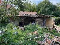 Gratis    lemn din  demolari   pentru   foc