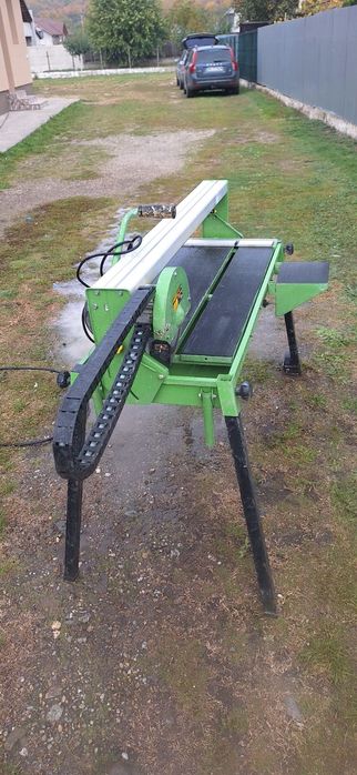 Vand masina gresie pe apa