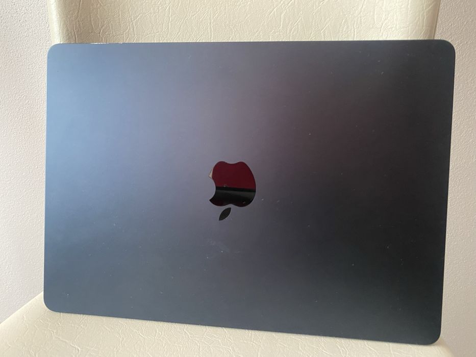 Se vinde MacBook Air 2022