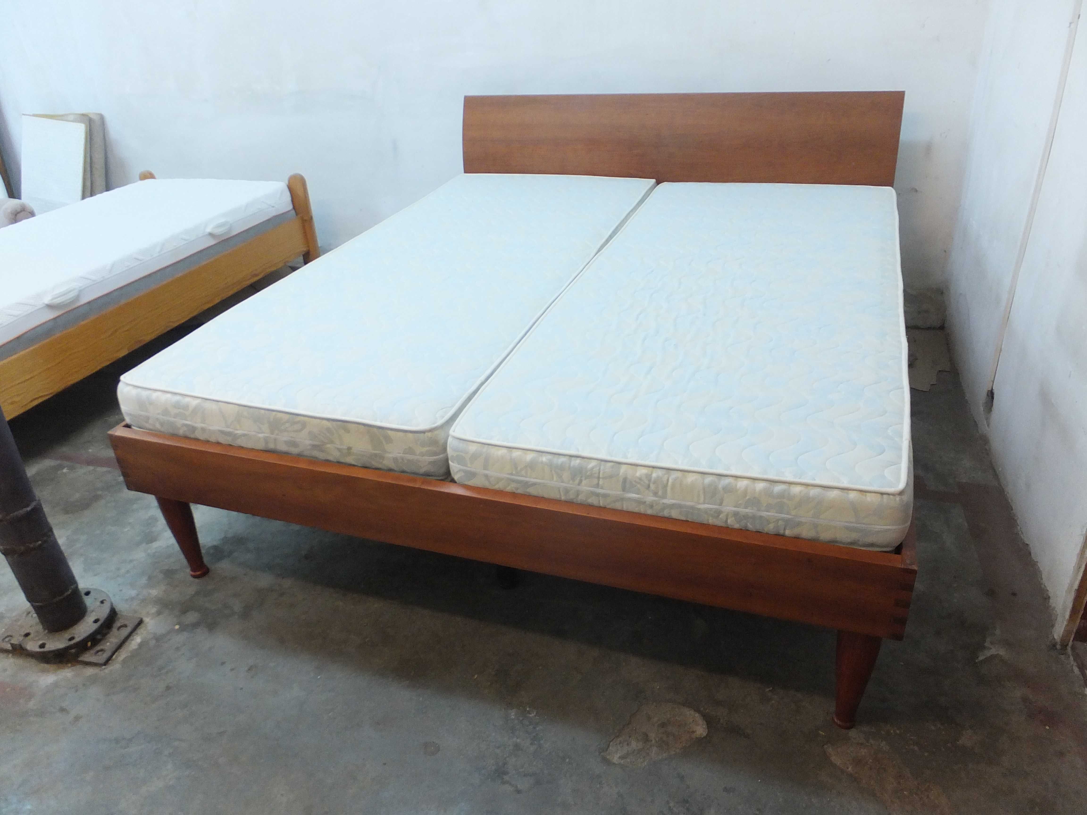 Pat dormitor de calitate lemn masiv cires 180x210 transport gratuit