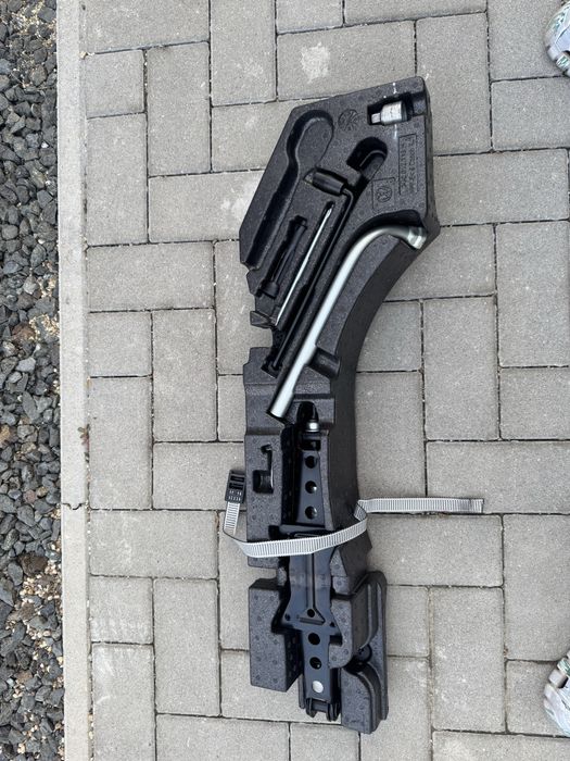 Kit roata rezerva Passat B8 combi