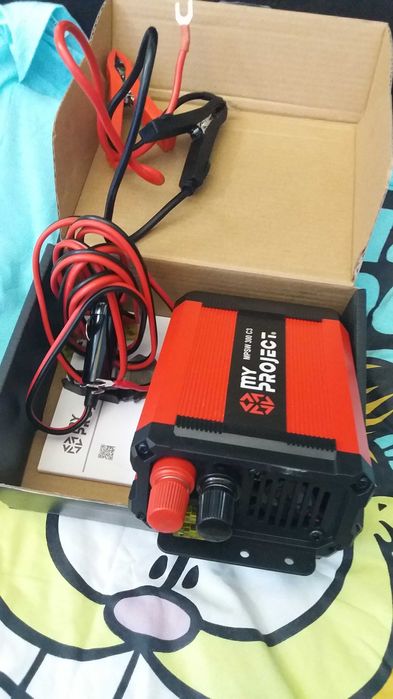 Invertor auto 12-220 V