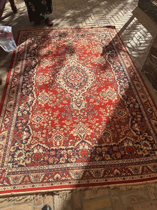 Gilamlar sotiladi kovriki