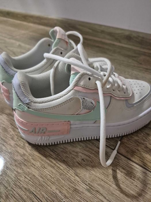 Nike Air, marimea 36, purtati, 300 lei, Tractorul, zona Coresi, Brasov