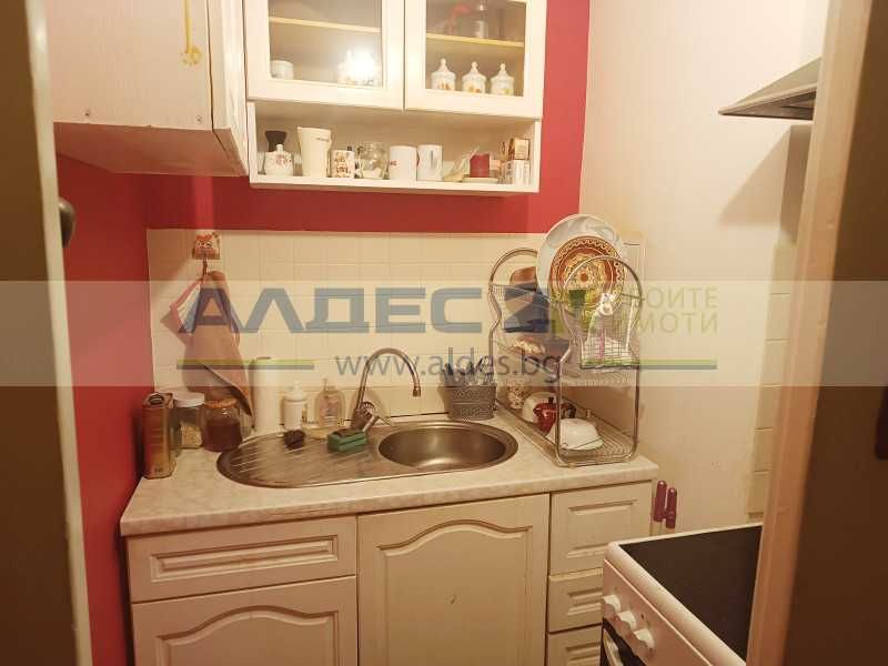 Продава се Двустаен апартамент в София, Център - 65 кв.м за 1769 €/кв.м - Снимка #9