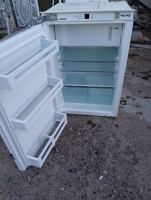 Като нов малък хладилник с камера за вграждане Liebherr 2 год.Гаранция
