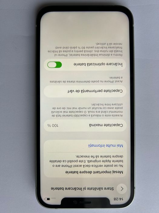Vand iphone 12 in stare foarte buna