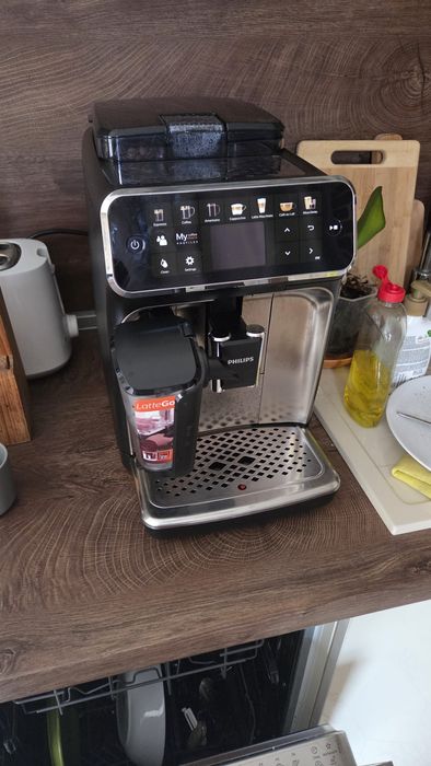Кафемашина кафе автомат Philips 5400