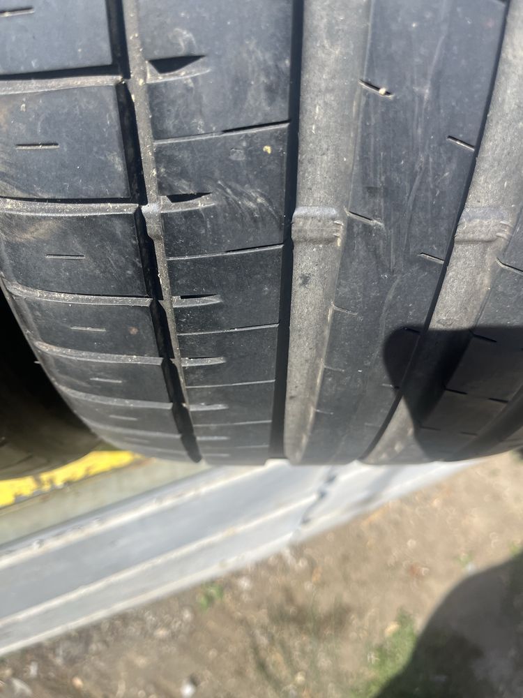 2 бр. летни гуми 255/35/20 Falken DOT 0321 4/5 mm