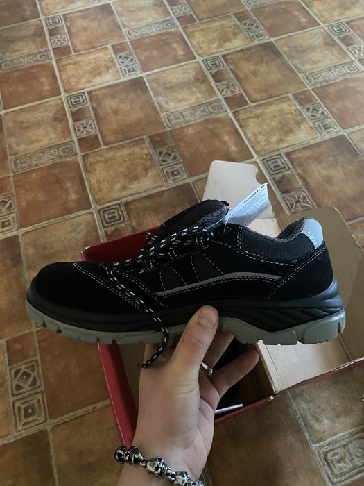 Pantofi BAAK noi, mărimea 42