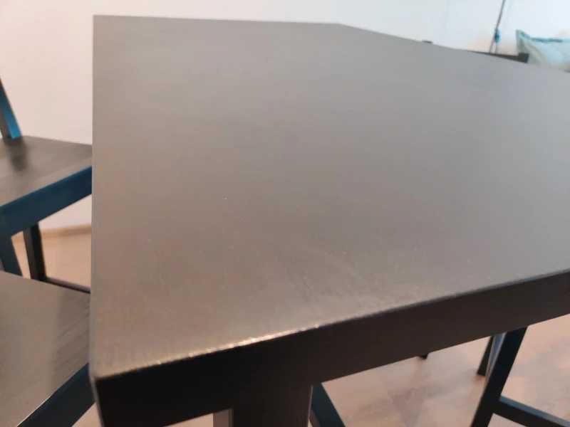 Masa lemn masiv cu 4 scaune