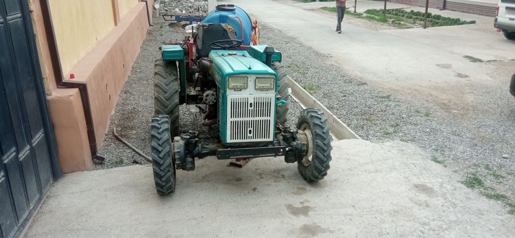 Mini traktor by304-2
