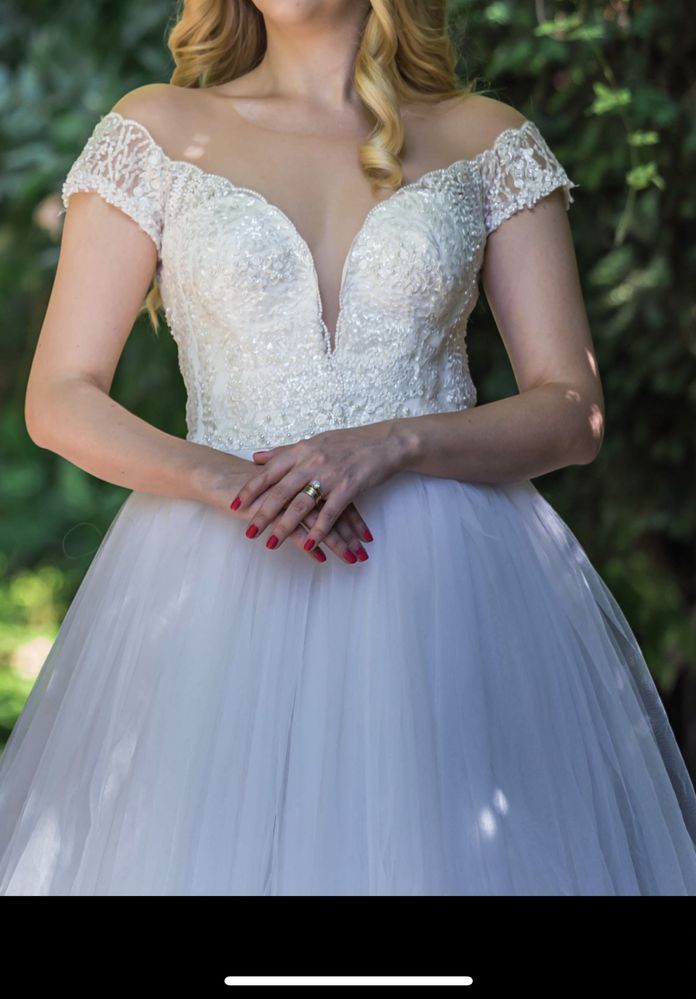 Vand rochie de mireasa bestbride