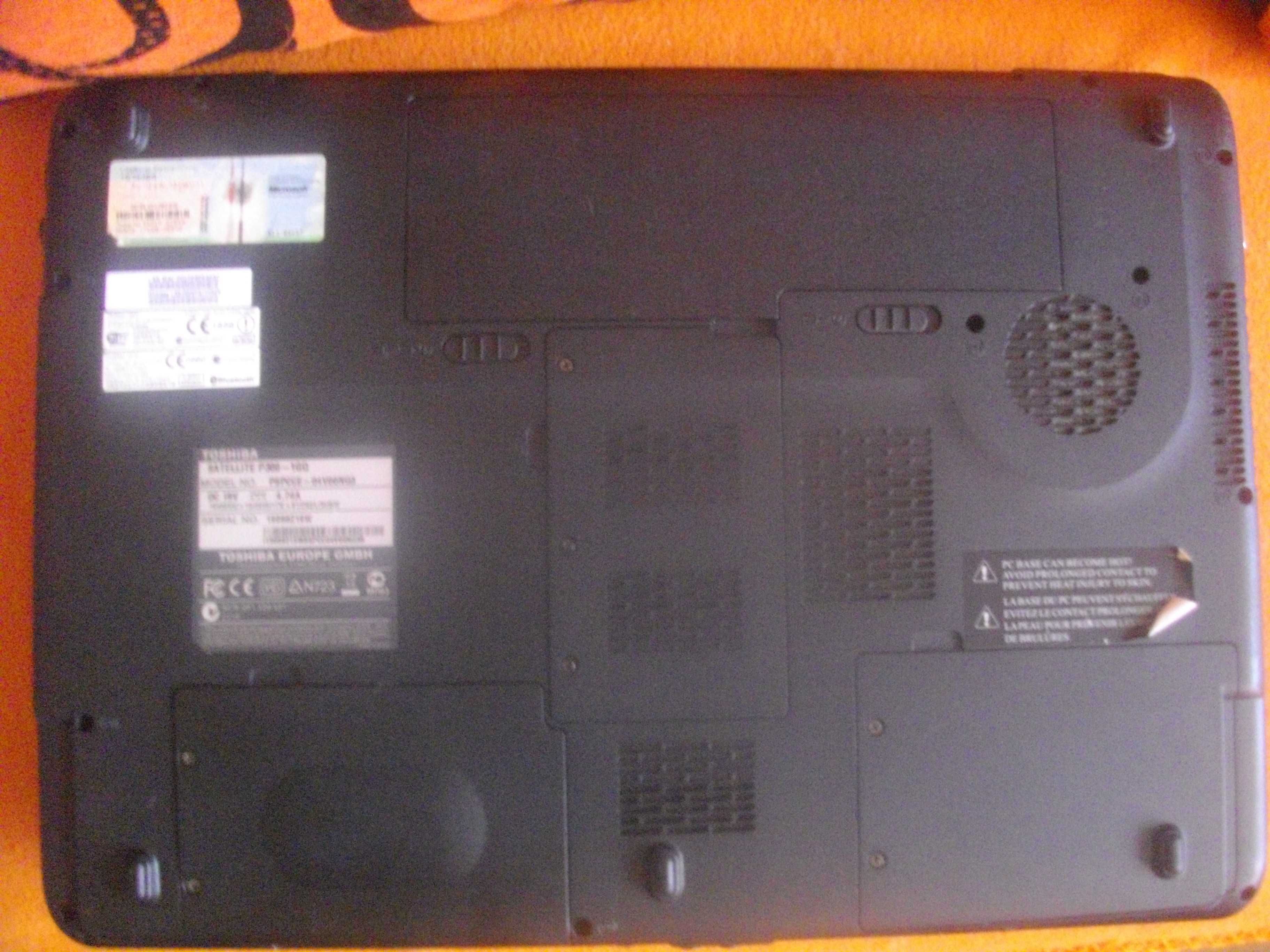 17,3" Лаптоп TOSHIBA P300-1GQ-ЗА ЧАСТИ/ЗА РЕМОНТ-Матрица Не Свети
