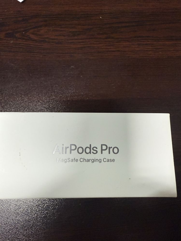 Airpods pro with magsafe