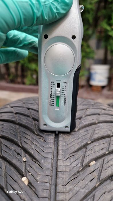 Anvelope iarna Michelin 235 60 r18