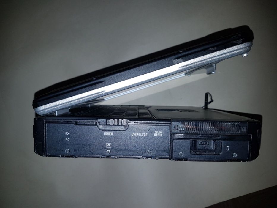 Core i5 Брониран Panasonic Toughbook CF-31 лаптоп
