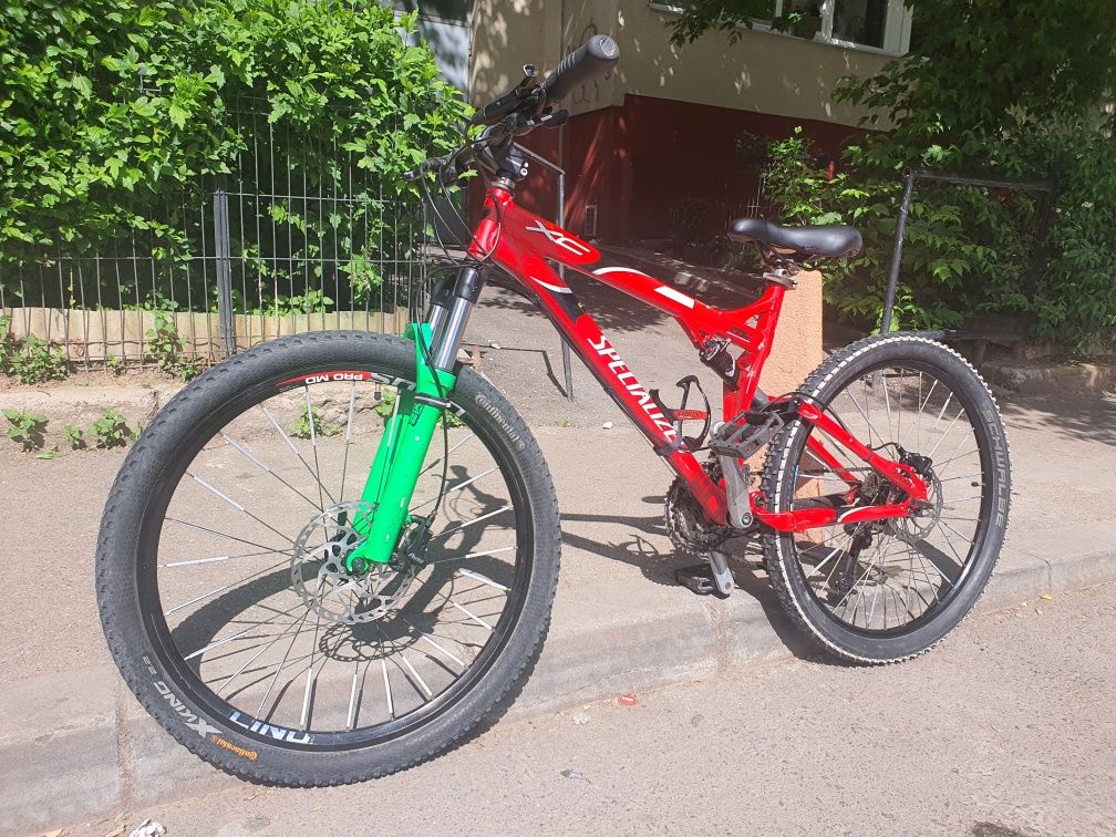 Bicicleta Specialized, Full suspension, Roti 26, cadru M