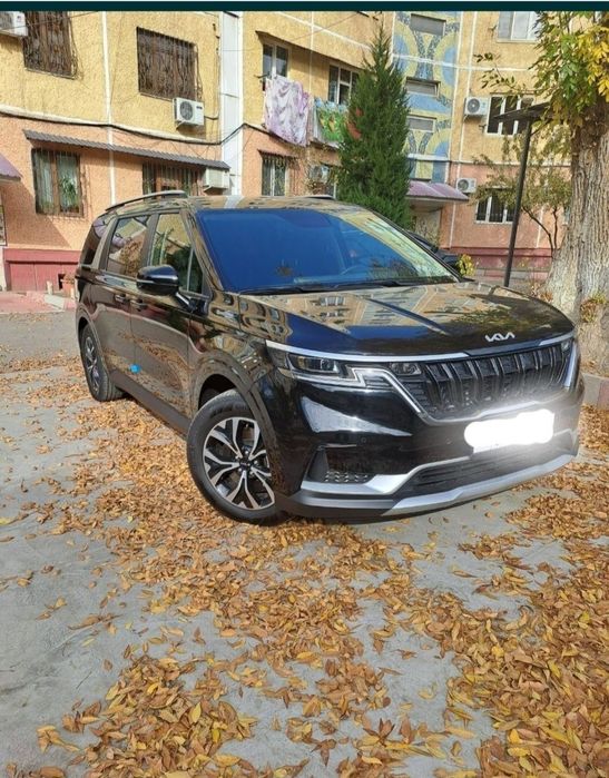 Продаётся Kia Carnival
