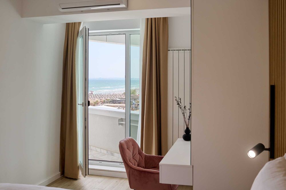 Ofer pentru inchiriere apartament doua camere Alezzi Infinity Navodari