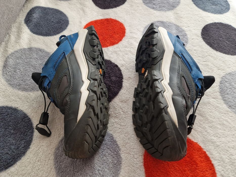 Incaltaminte drumeție Quechua Crossrock marimea 37