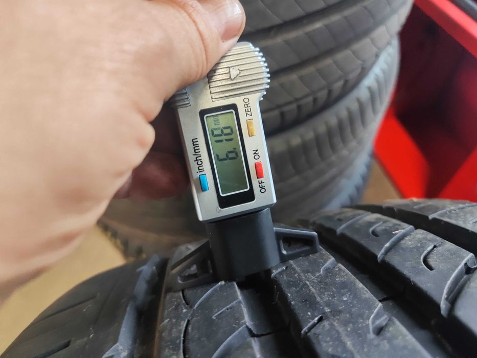 2бр. летни гуми 255/30/19 Radar