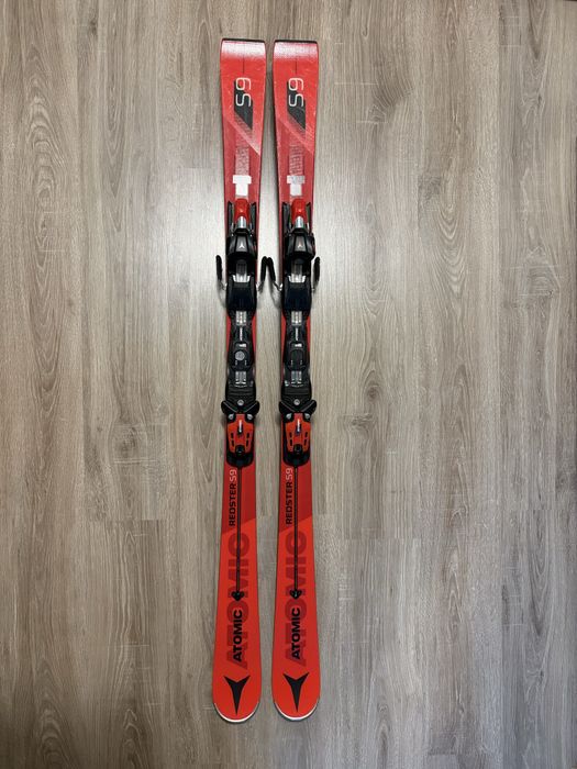 Schiuri Atomic Redster S9 153 cm + legături XDR 12 GW