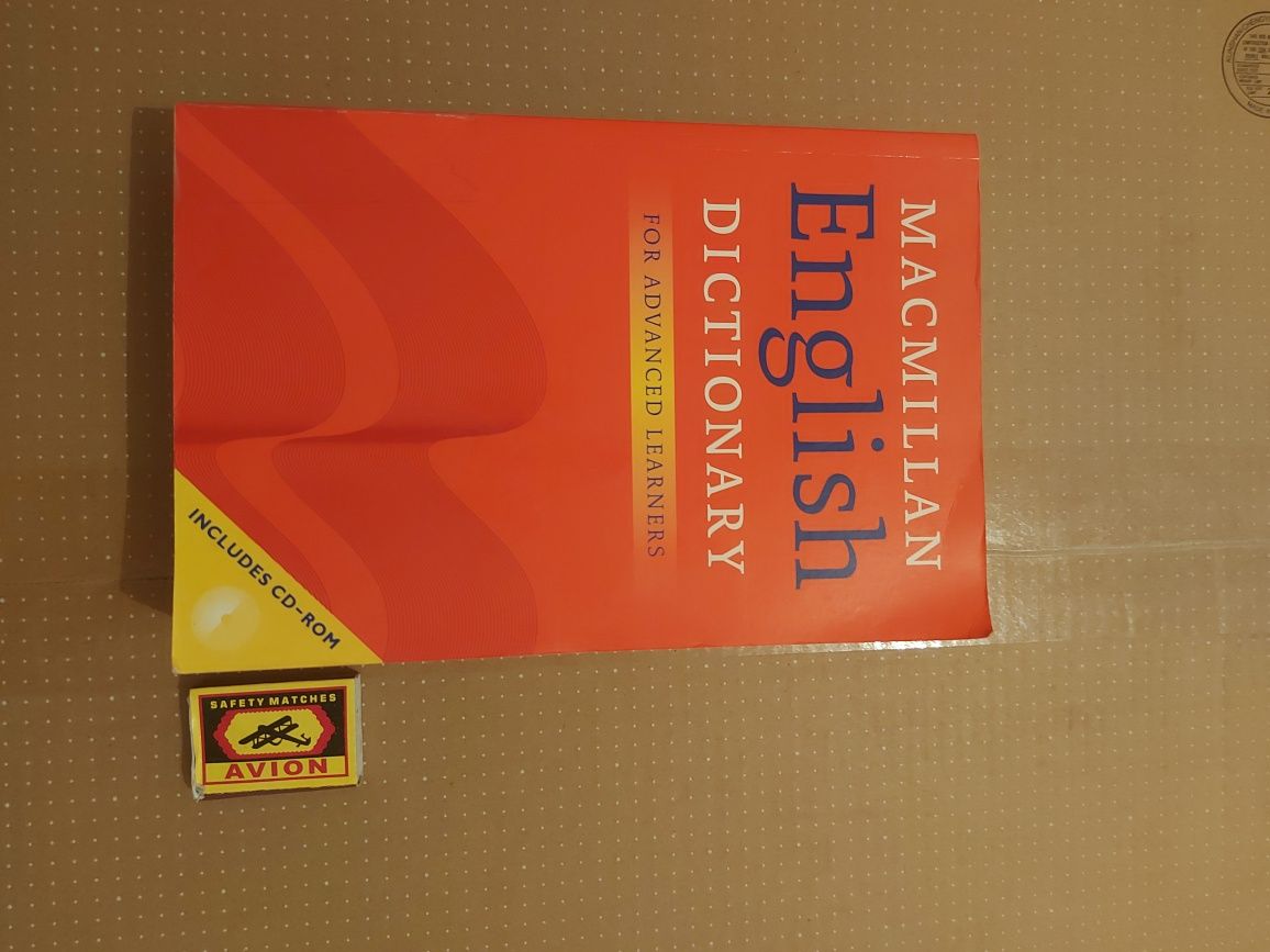 Macmillan English dictionary
