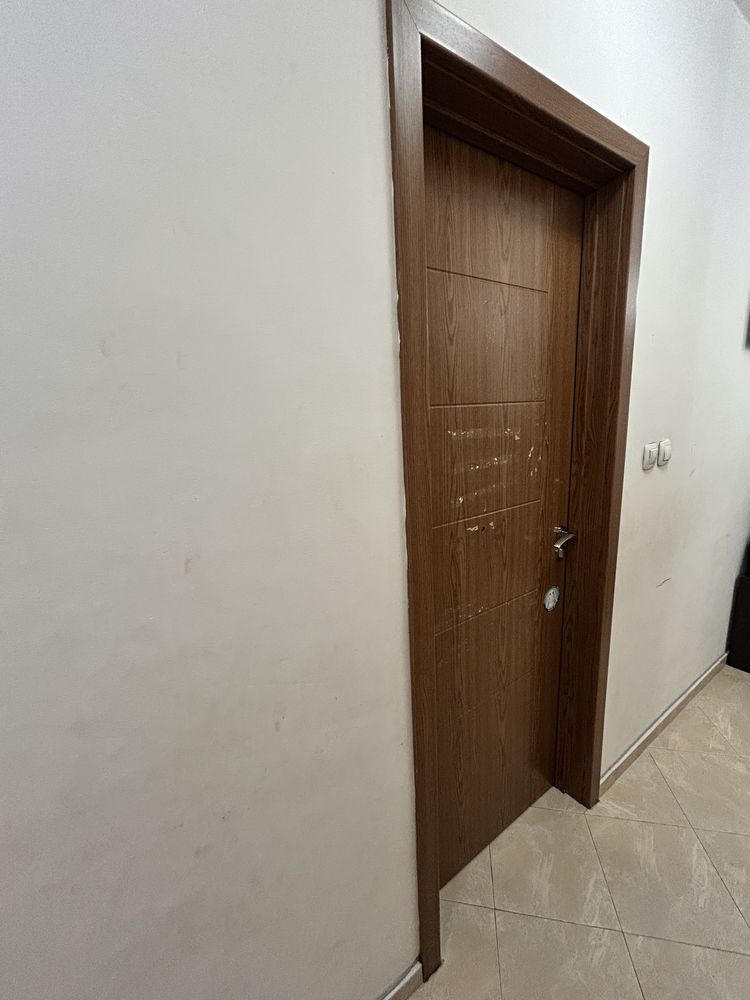 Интериорни врати