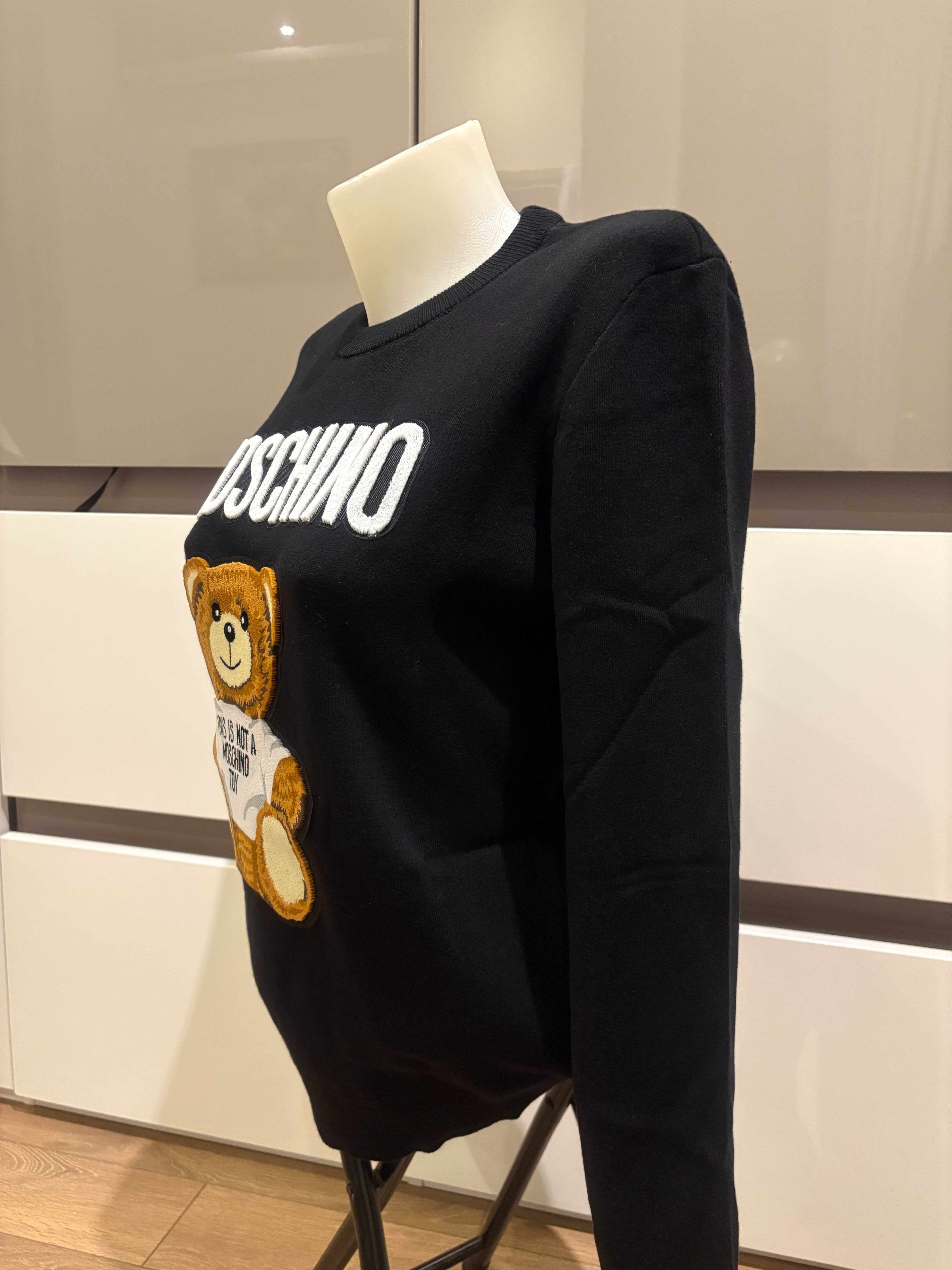 Оригинален пуловер MOSCHINO COUTURE, черен, зелен, син и бял, M и L