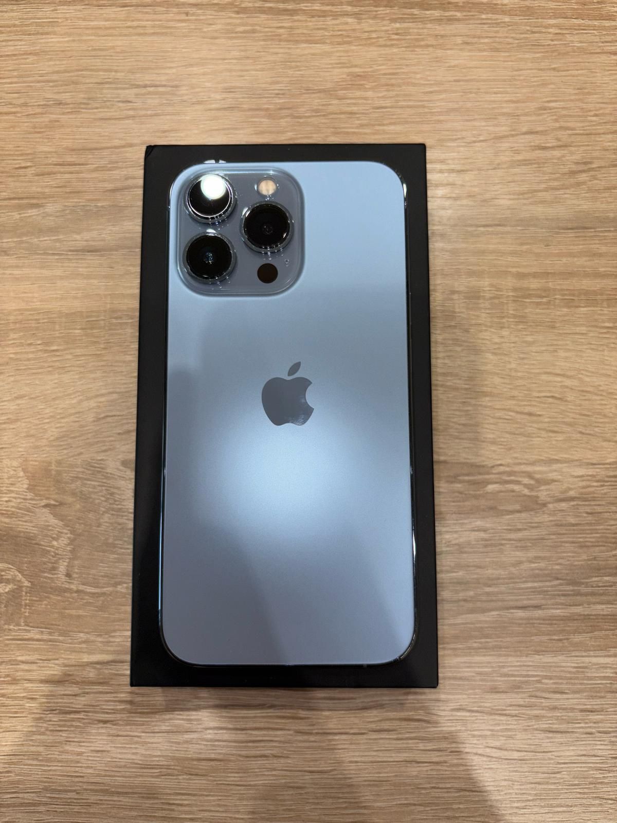 Продава се отличен iPhone 13 Pro