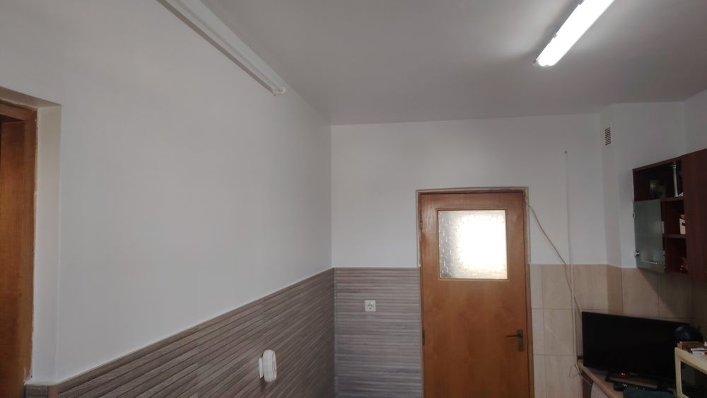 Executam lucrari interioare si exterioare