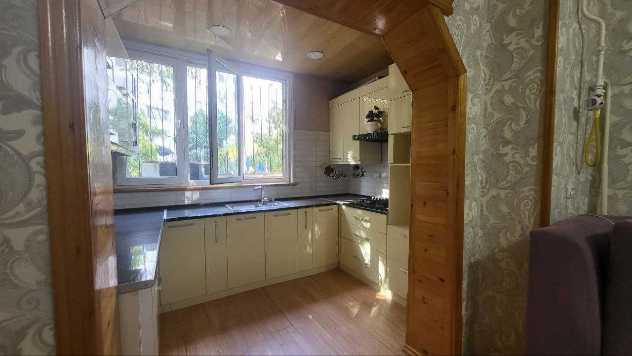 Отличная локация. Жангох Ц15 3/1/5, 79 м2