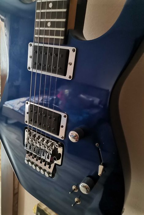 Chitara Jackson JS 2004